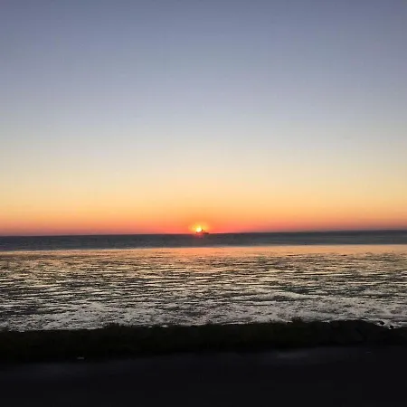 Pier 12, 4 * Duhnen